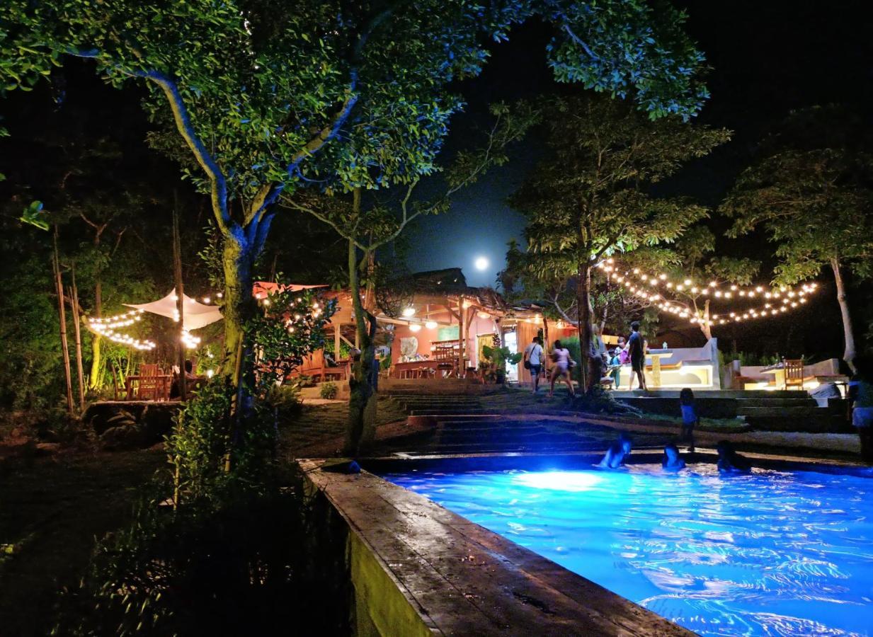 סיקיהור Nakabalo Guesthouse & Restaurant מראה חיצוני תמונה